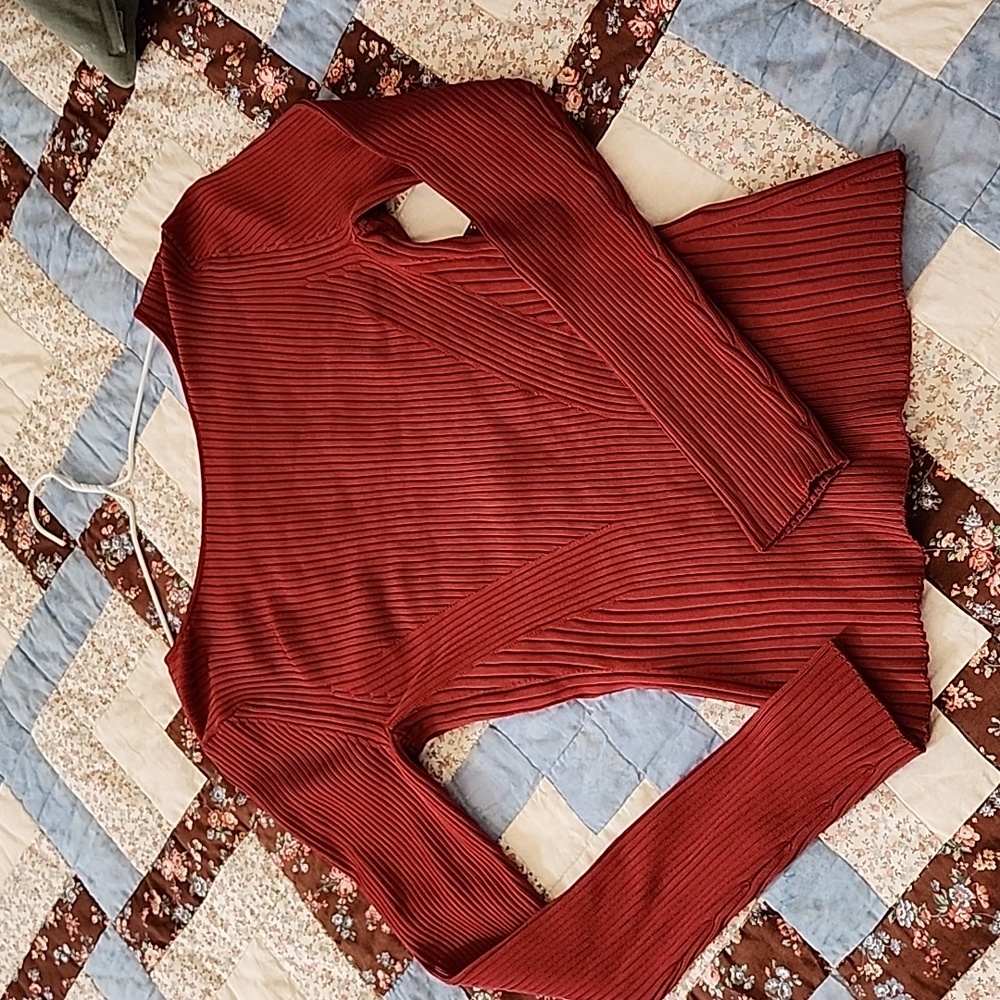 Gorgeous Banana Republic open back top